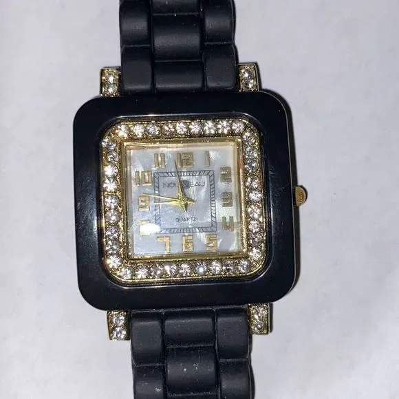 Nouveau Quartz Watch Silicon Band - Picture 7 of 7